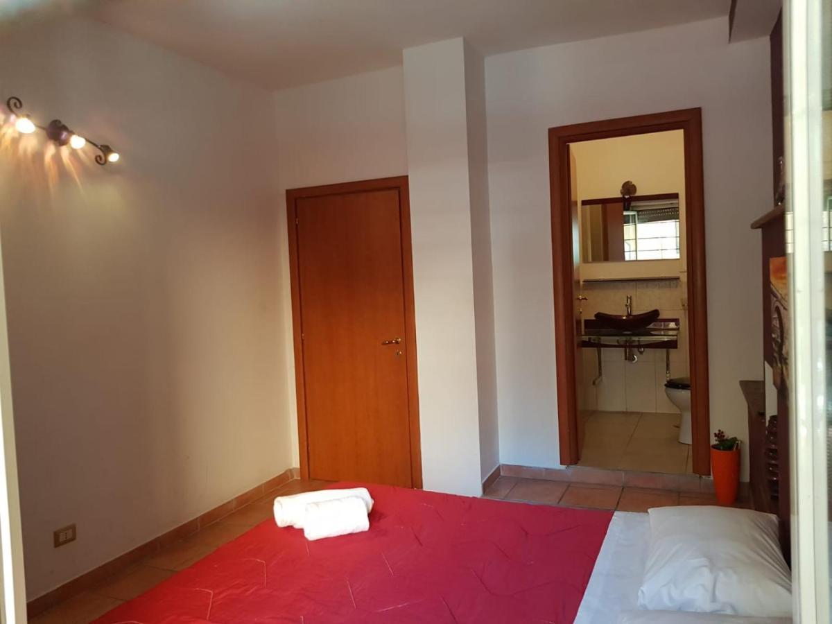 B&B Domus Ubaldi Rome Exterior photo