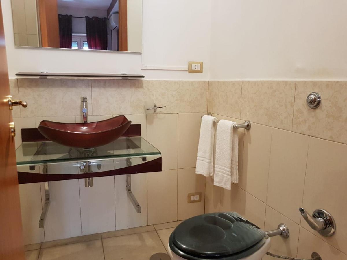 B&B Domus Ubaldi Rome Exterior photo